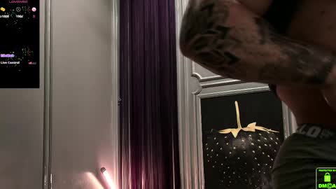 Snapshot of oliversport chatting on April 2026 04:05:02 PM OliverSport online show from April 2026 04:05:02 PM