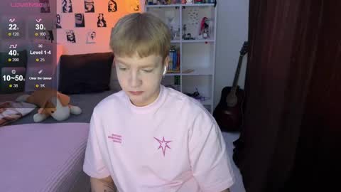 oliver online show from October 2025 12:25:02 PM