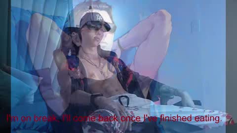 oliverthompson_01 online show from December 2024 08:49:01 AM