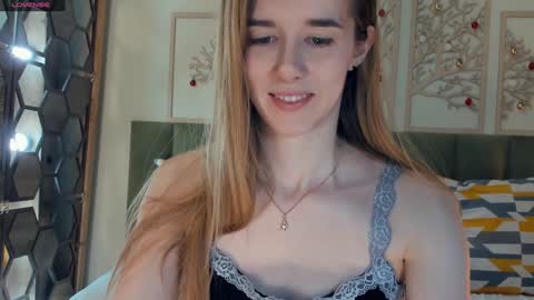 Snapshot of olivia_7 chatting on January 2025 05:12:02 PM Olivia online show from January 2025 05:12:02 PM