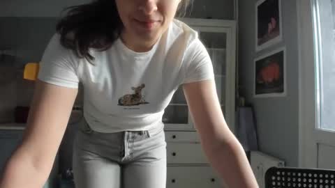 Snapshot of olivia__dream chatting on May 2026 03:42:02 PM olivia__dream online show from May 2026 03:42:02 PM