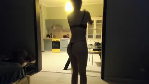 Snapshot of olivia__dream chatting on June 2026 10:23:01 PM olivia__dream online show from June 2026 10:23:01 PM