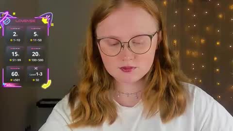 Olivia Date online show from October 2025 03:00:01 PM