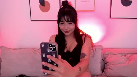 Snapshot of olivia_dluxe chatting on April 2026 08:53:02 PM olivia_dluxe online show from April 2026 08:53:02 PM