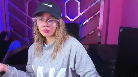  OLIVIA  online show from February 2025 02:27:01 AM