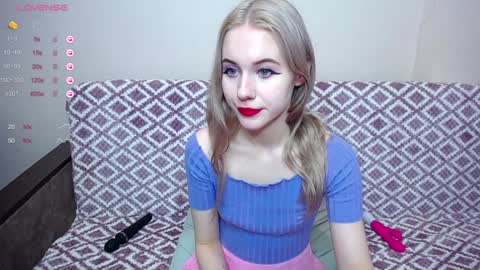 olivia_graceee online show from December 2024 08:50:01 AM