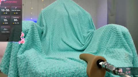 Olivia Hi guys Follow me  online show from January 2026 01:11:01 AM