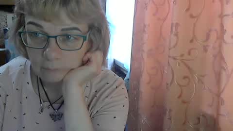 Olivia Mia online show from May 2026 02:13:02 PM