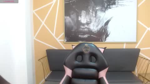 Olivia online show from January 2026 01:05:02 PM