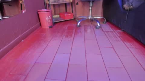   online show from February 2025 01:09:02 PM