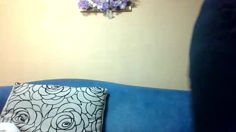 Olivia online show from February 2026 12:31:01 PM