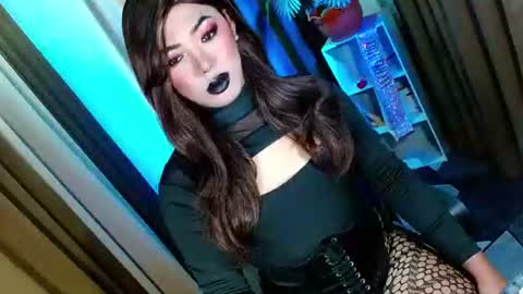 Snapshot of olivia_the_temptress27 chatting on October 2025 08:09:01 AM Miss OLIVIA online show from October 2025 08:09:01 AM