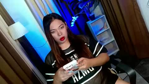 Snapshot of olivia_the_temptress27 chatting on December 2025 10:02:01 AM Miss OLIVIA online show from December 2025 10:02:01 AM