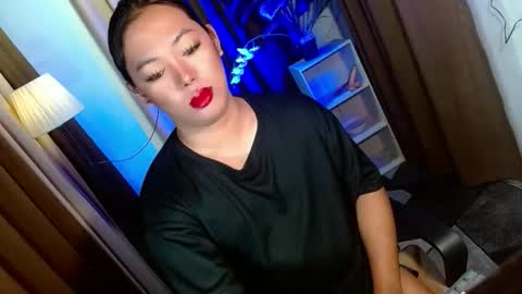 Snapshot of olivia_the_temptress27 chatting on December 2025 07:34:01 AM Miss OLIVIA online show from December 2025 07:34:01 AM