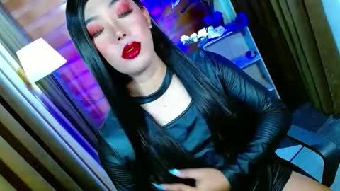 Snapshot of olivia_the_temptress27 chatting on April 2026 09:23:02 AM Miss OLIVIA online show from April 2026 09:23:02 AM