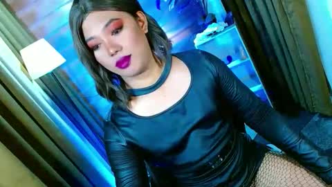 Snapshot of olivia_the_temptress27 chatting on May 2026 06:21:03 AM Miss OLIVIA online show from May 2026 06:21:03 AM