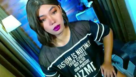 Snapshot of olivia_the_temptress27 chatting on May 2026 05:46:02 AM Miss OLIVIA online show from May 2026 05:46:02 AM
