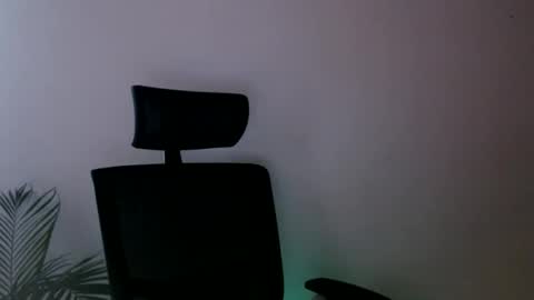 Snapshot of oliviaaa__ chatting on March 2026 04:45:02 PM oliviaaa__ online show from March 2026 04:45:02 PM