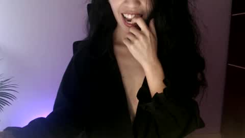 Snapshot of oliviaaa__ chatting on June 2026 04:24:02 PM oliviaaa__ online show from June 2026 04:24:02 PM