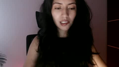 Snapshot of oliviaaa__ chatting on June 2026 04:52:01 PM oliviaaa__ online show from June 2026 04:52:01 PM