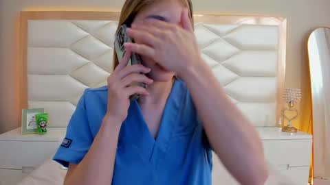 OLIV online show from June 2026 06:12:01 PM