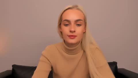 oliviaBeauty online show from November 2025 07:27:01 PM