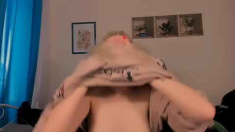 oliviaBeauty online show from June 2026 12:50:02 PM
