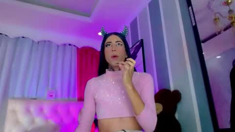 oliviahot01 online show from April 2026 01:36:01 AM