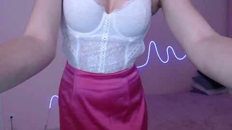 Olivia online show from December 2024 08:31:02 PM