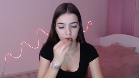 Olivia online show from December 2024 05:58:02 PM