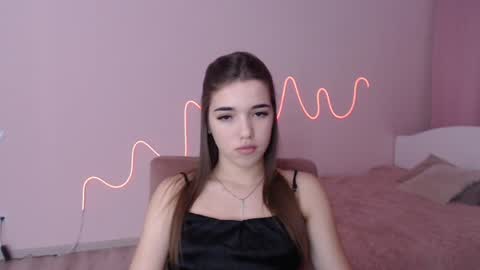 Olivia online show from December 2024 07:52:02 PM