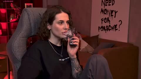 Snapshot of oliviamcclean chatting on March 2026 09:16:02 PM Liv online show from March 2026 09:16:02 PM