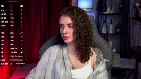 Snapshot of oliviamcclean chatting on April 2026 01:38:01 AM Liv online show from April 2026 01:38:01 AM