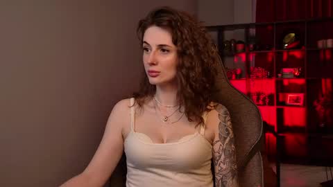 Snapshot of oliviamcclean chatting on May 2026 01:02:02 AM Liv online show from May 2026 01:02:02 AM