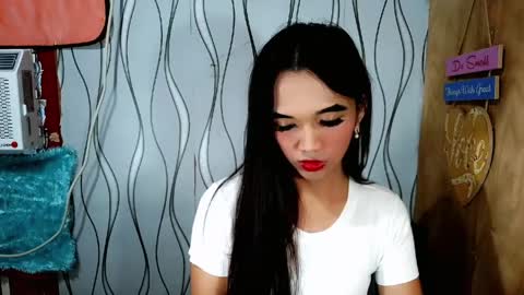 Snapshot of olivianiczxasshieerrraa6 chatting on April 2026 09:50:01 PM NICOLE online show from April 2026 09:50:01 PM