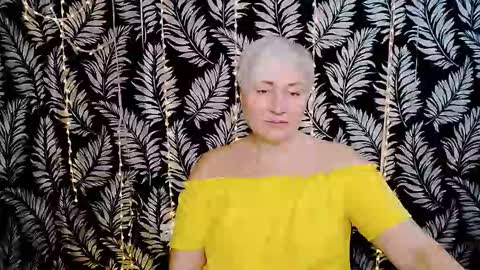 Kelly online show from December 2025 12:03:02 PM