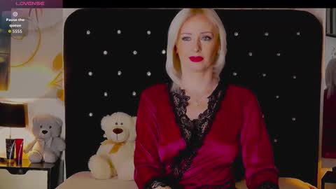 Olivia online show from February 2026 09:20:02 PM