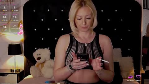 Olivia online show from January 2025 07:54:01 AM