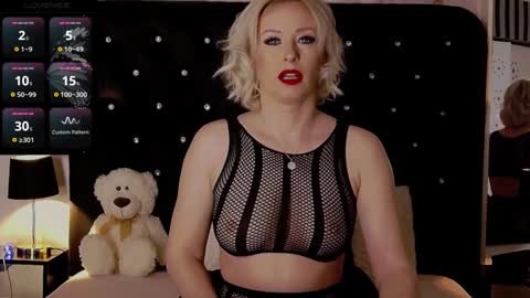 Olivia online show from February 2025 04:57:02 AM