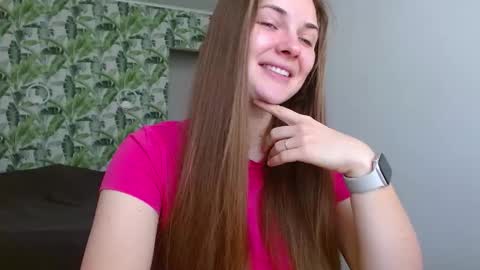 Olivia online show from November 2025 05:28:02 AM