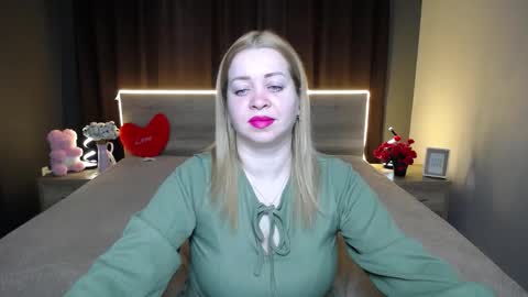 Snapshot of oliviaverr chatting on March 2026 01:39:01 PM Oliviaverr online show from March 2026 01:39:01 PM