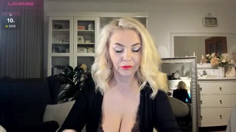 ollalla7 online show from January 2026 08:23:01 PM