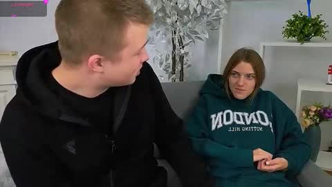 Snapshot of ollistiw chatting on October 2025 07:34:02 AM Olli and Stiw online show from October 2025 07:34:02 AM