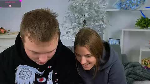 Snapshot of ollistiw chatting on November 2025 08:35:02 AM Olli and Stiw online show from November 2025 08:35:02 AM