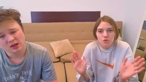 Snapshot of ollistiw chatting on March 2026 08:20:01 AM Olli and Stiw online show from March 2026 08:20:01 AM