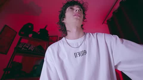     online show from January 2026 02:39:02 AM