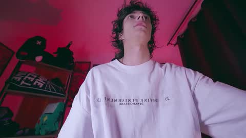     online show from January 2026 03:33:01 AM