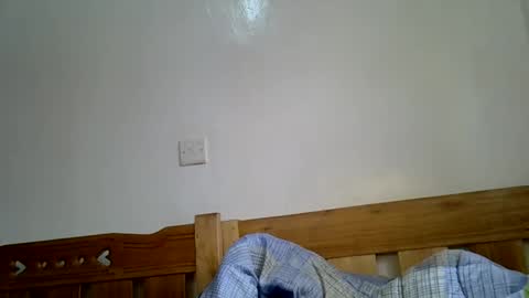 ollleina online show from February 2026 07:30:01 AM