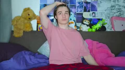 Snapshot of ololkd chatting on October 2025 09:10:02 PM Tony online show from October 2025 09:10:02 PM