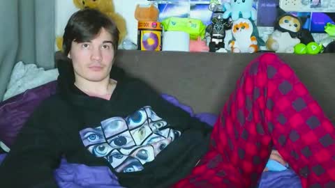 Snapshot of ololkd chatting on October 2025 08:10:01 PM Tony online show from October 2025 08:10:01 PM